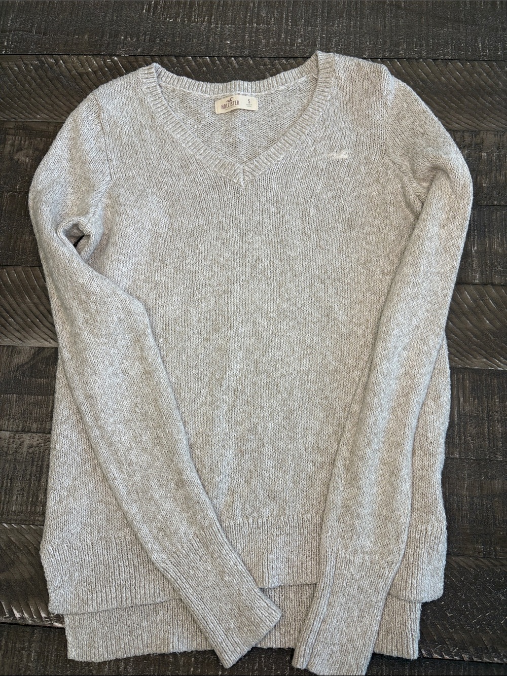Hollister Light Gray V-Neck Knit Sweater